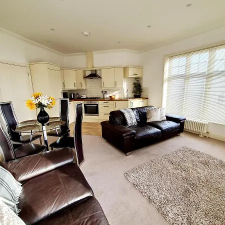 Vitamin Sea Beachfront Apartment Ramsgate - Sleeps 4 Exterior photo
