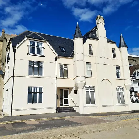 Vitamin Sea Beachfront Apartment Ramsgate - Sleeps 4 Exterior photo