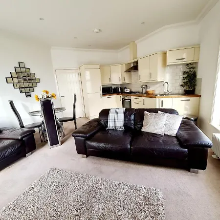 Vitamin Sea Beachfront Apartment Ramsgate - Sleeps 4 Exterior photo