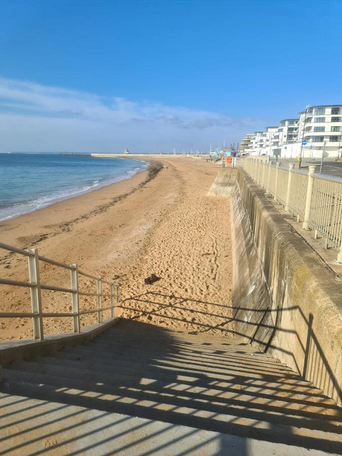 Vitamin Sea Beachfront - Sleeps 4 Ramsgate