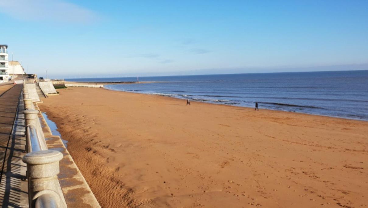 Apartment Vitamin Sea Beachfront - Sleeps 4 Ramsgate